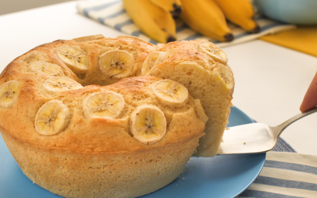 Bolo de banana simples