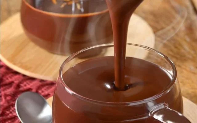 Chocolate quente com nutella